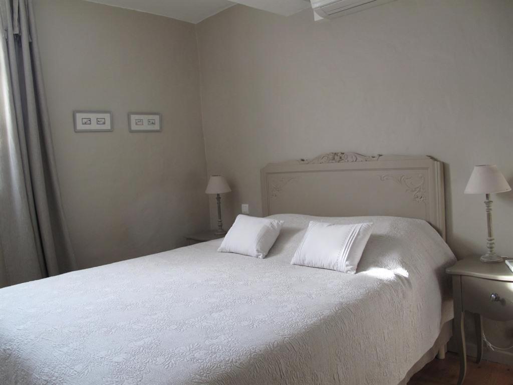 Le Mas De L'Olivier Hotel Loriol-du-Comtat Luaran gambar